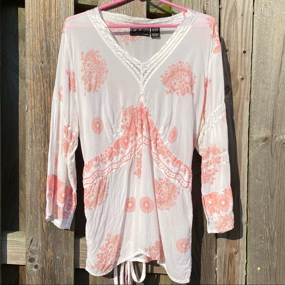 Vintage Bohemian Floral 3/4 sleeve V neck Plus size peasant Crochet Top - Picture 1 of 6